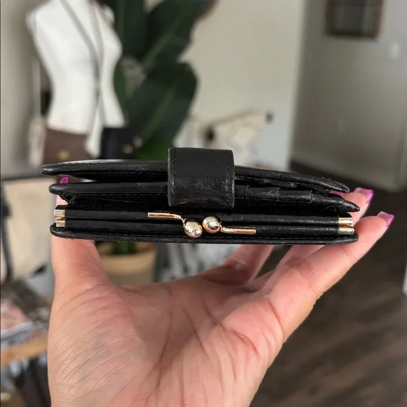 ❌❌SOLD❌❌VTG COACH Large Framed Credit Card Wallet #5817 USA - Picture 2 of 5